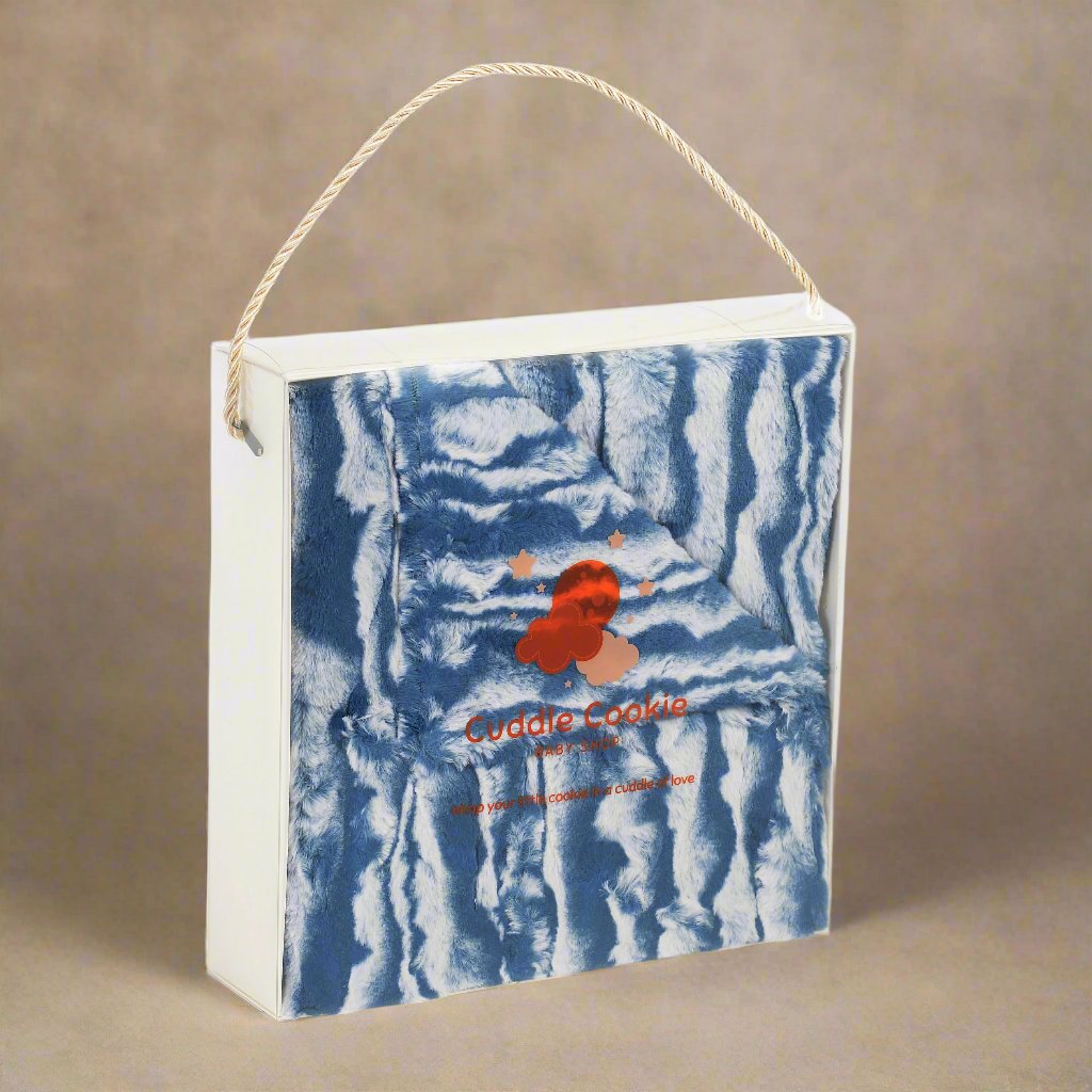 Luxury Blue Wavy Fur Blanket